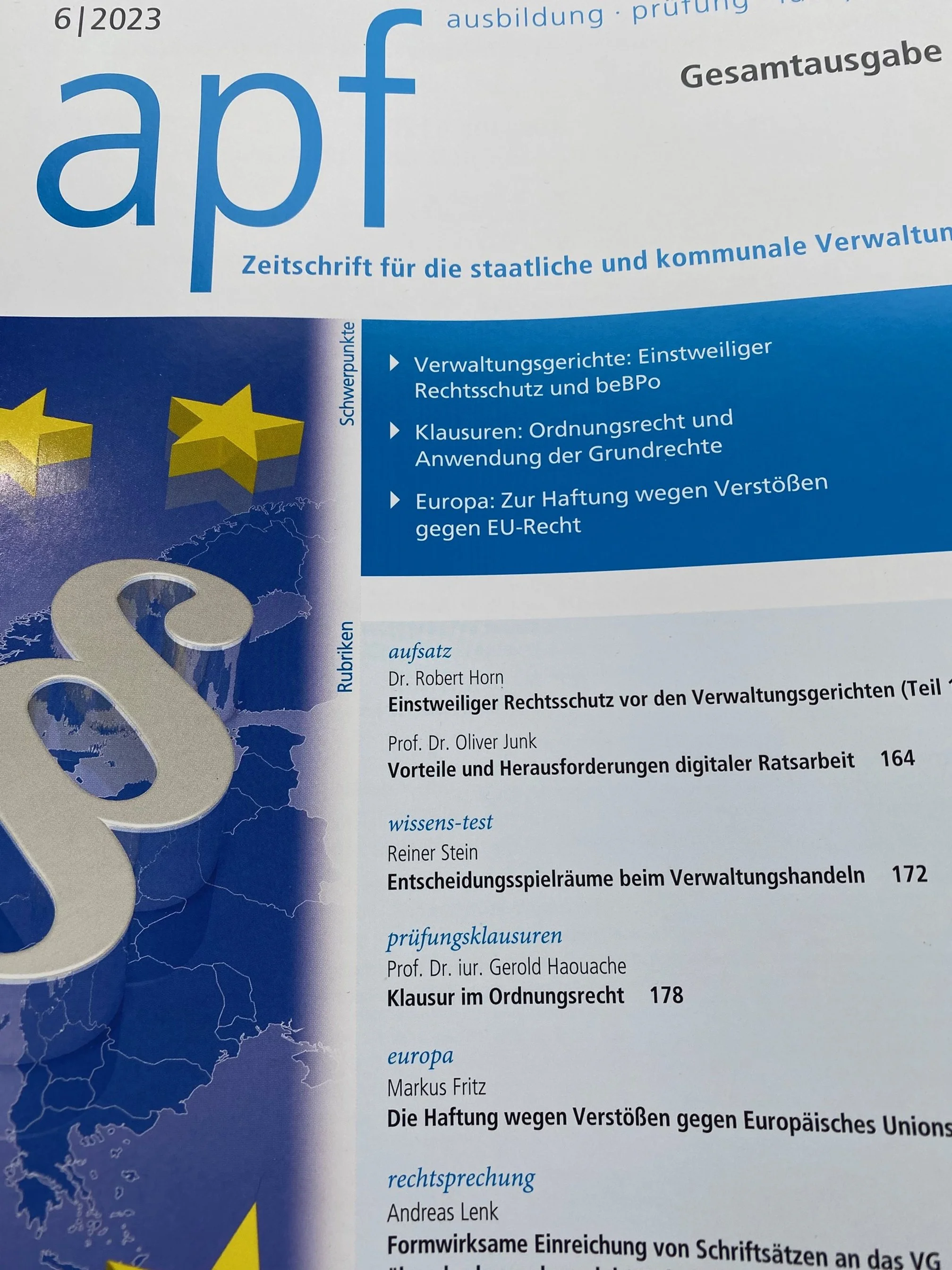 "Vorteile und Herausforderungen digitaler Ratsarbeit" , Beitrag in apf 6/2023, S. 164 ff.
