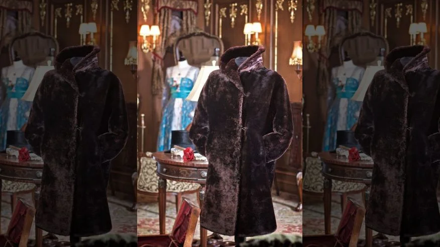 fur coat
