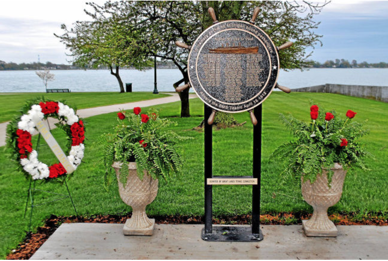 Titanic Memorial dedicated in Michigan
