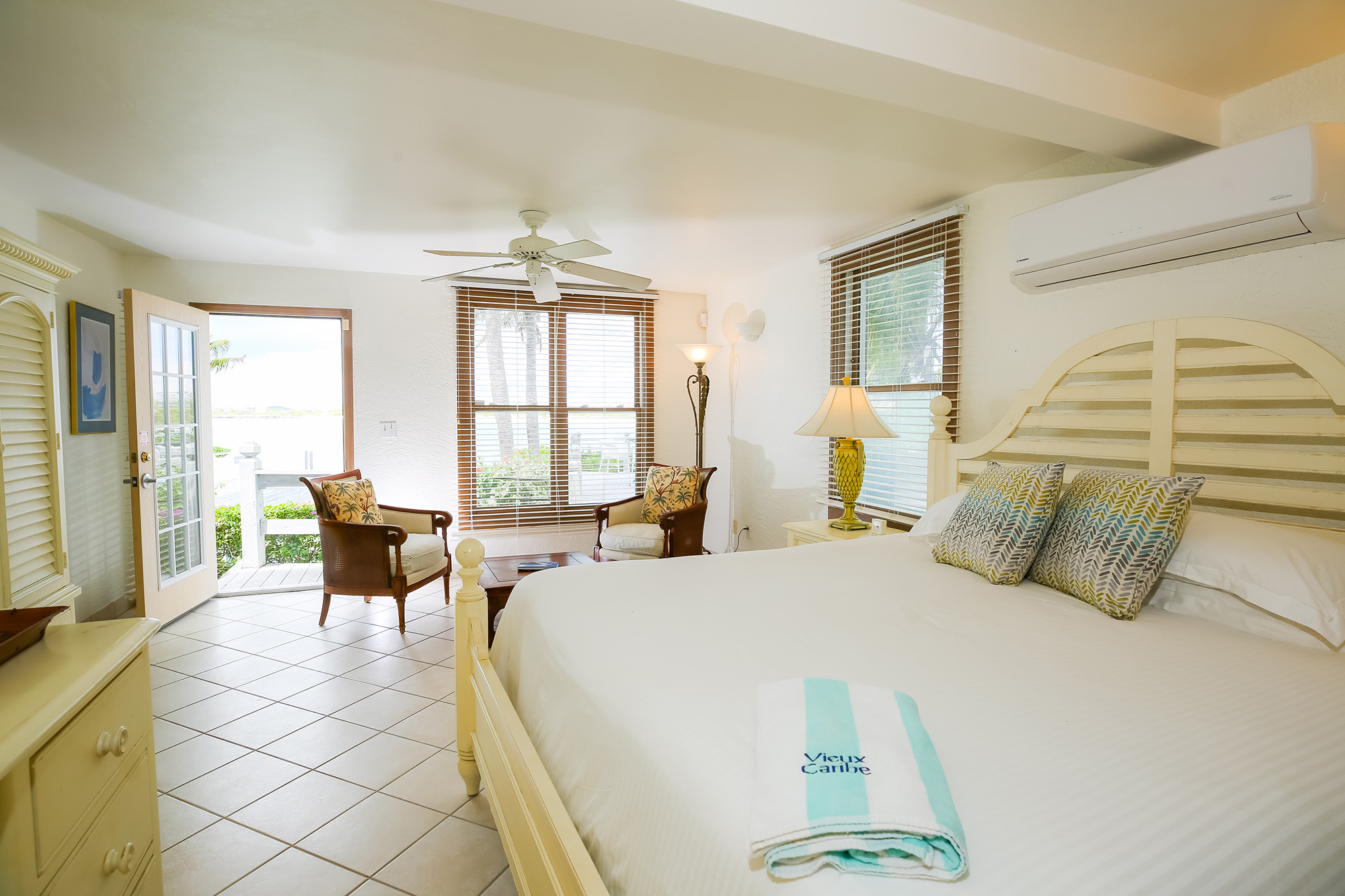 BEDROOM6_VieuxCaribe-74.jpg