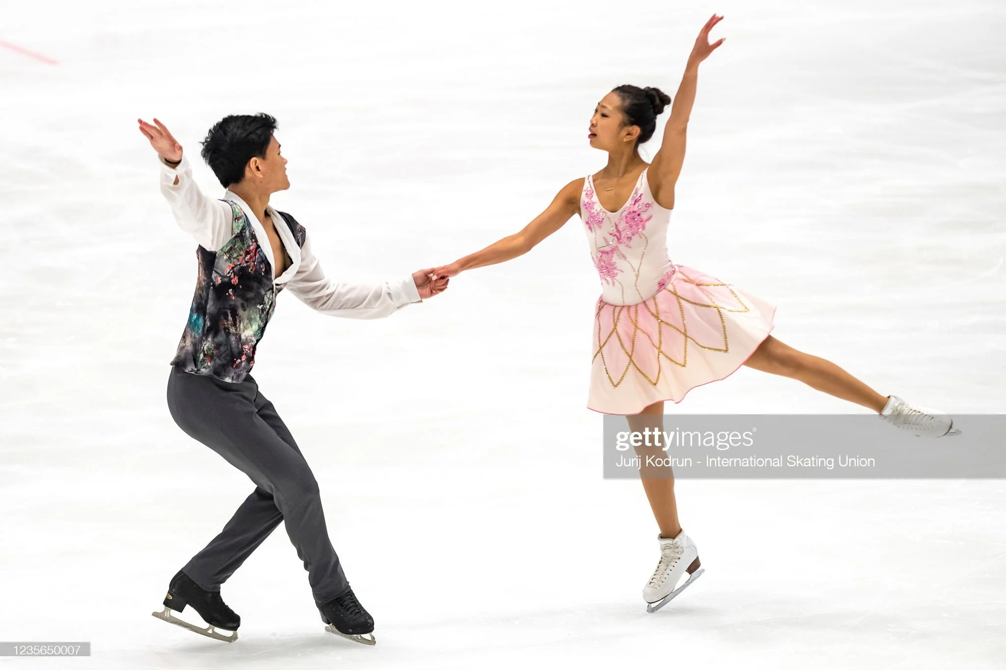 Success For Hailey and Brendan at 2022 Skate Canada Challenge!