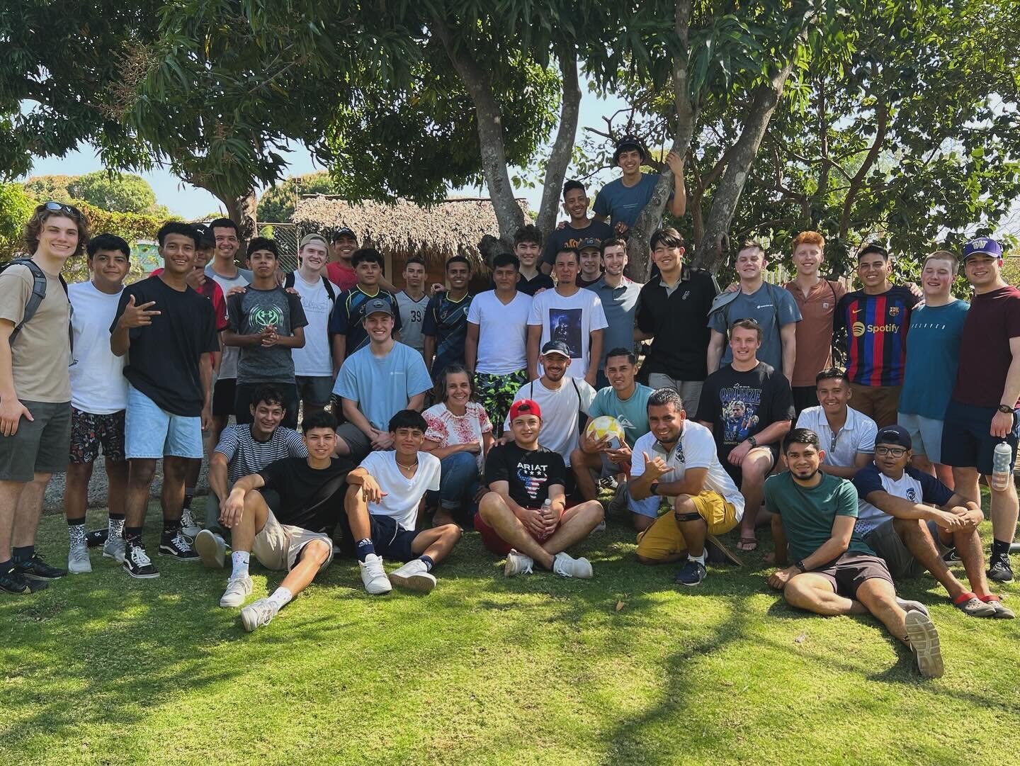 Over Spring break, a number of Ave House guys took a trip down to Nicaragua to volunteer with Connect Ministries! They spent time volunteering with local schools, spending time with youth programs, and playing soccer! Praise the Lord for the many way