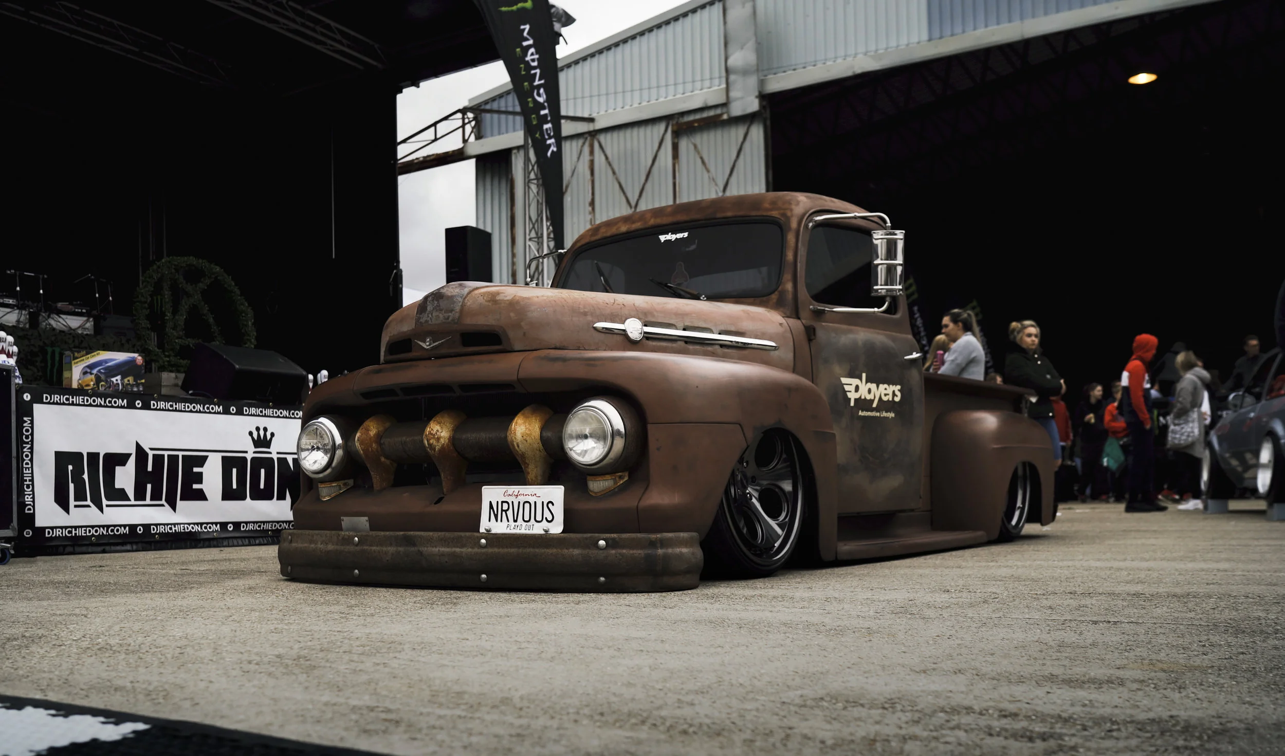 Players Shows - The Ford F1 Shop Truck