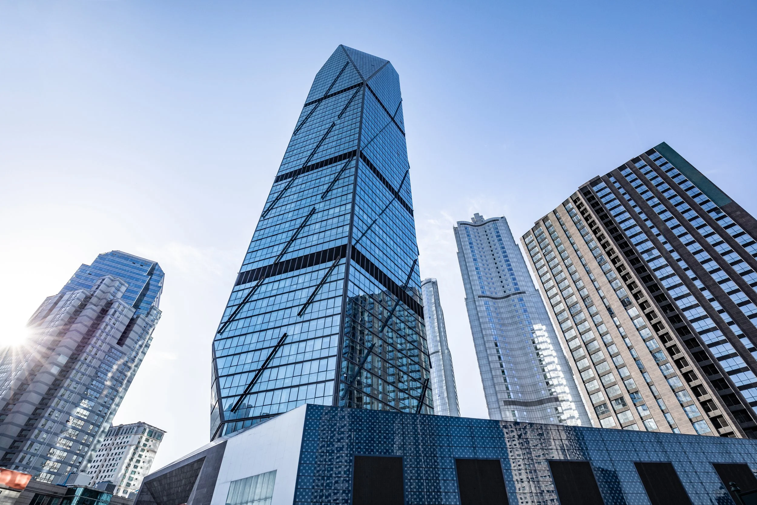 U.S. Banks Weather Fed's Stress Test Amidst CRE Market Challenges