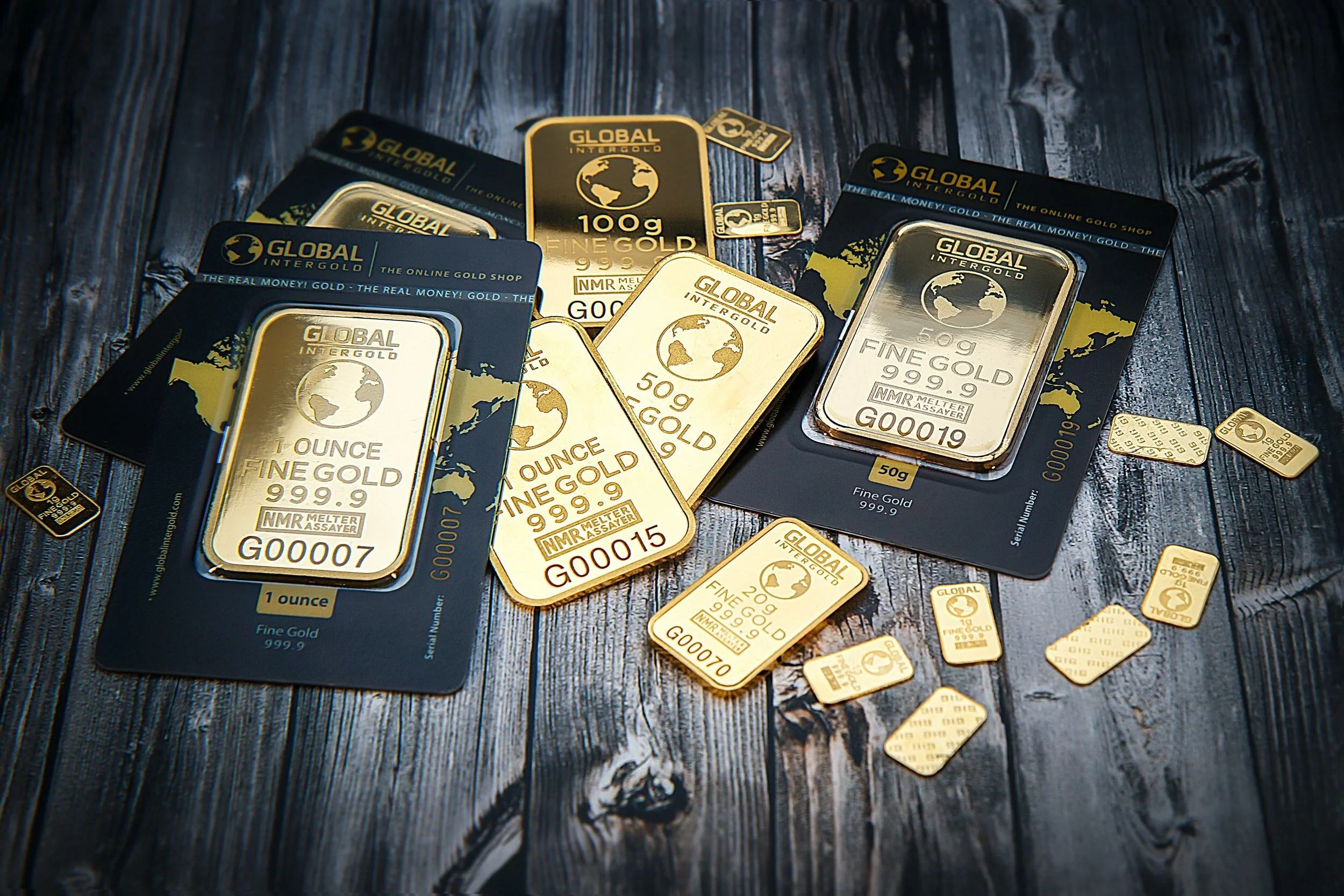 Gold prices dive amid vaccine hopes and rising Treasury yields