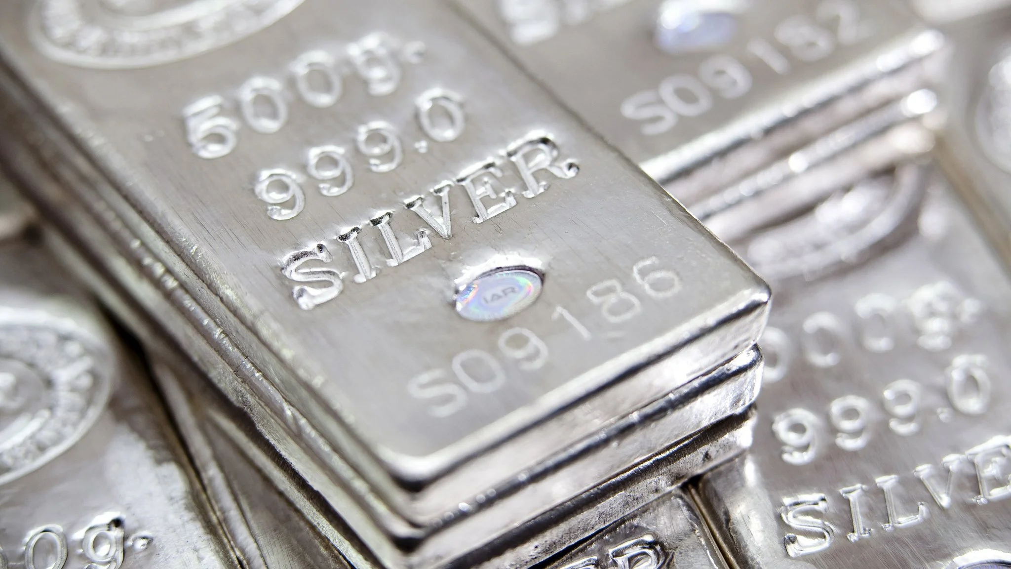 Silver futures jump 7% as Reddit traders try their squeeze play with the metal