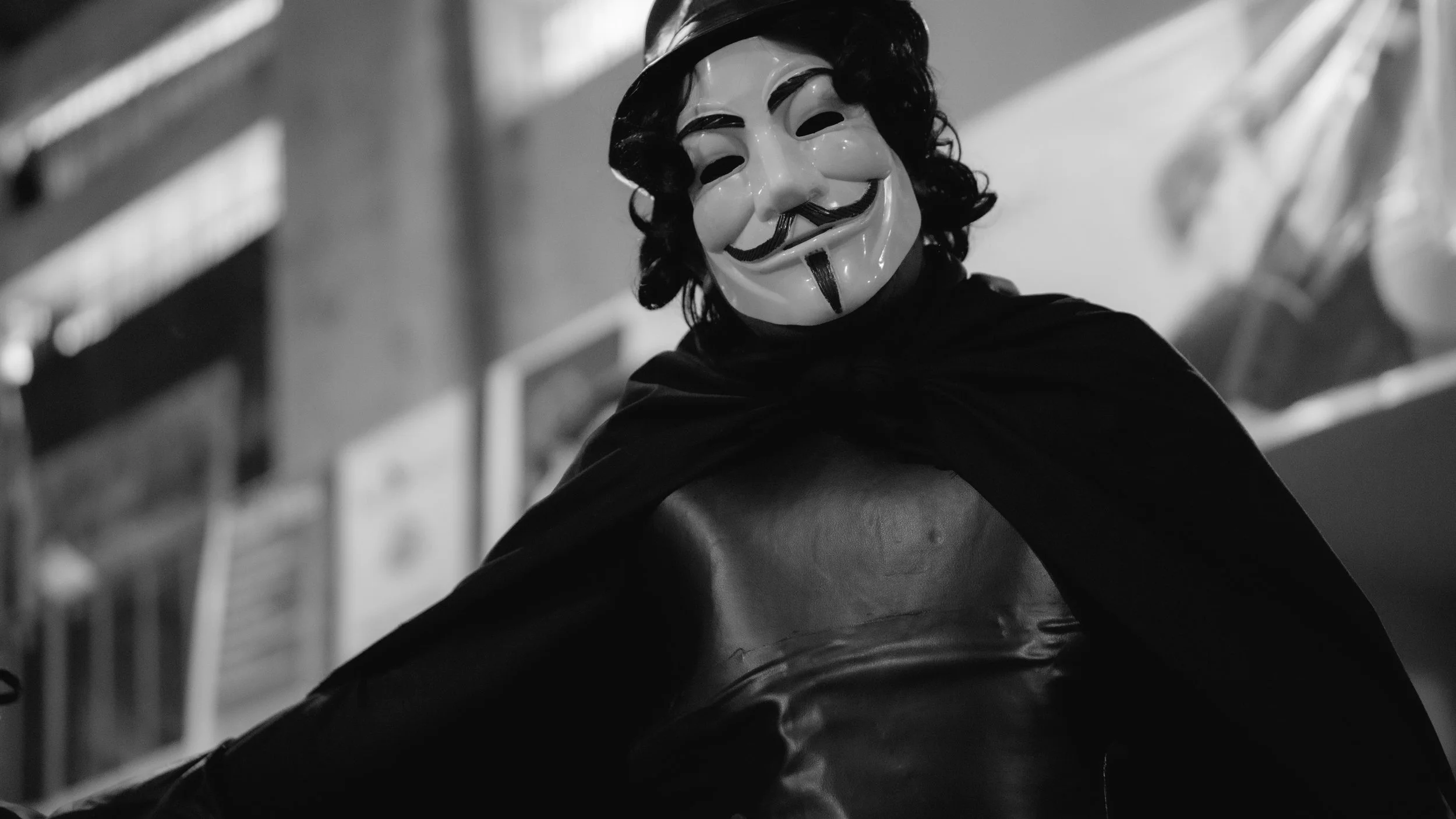 How to avoid internet frauds when launching a digital business