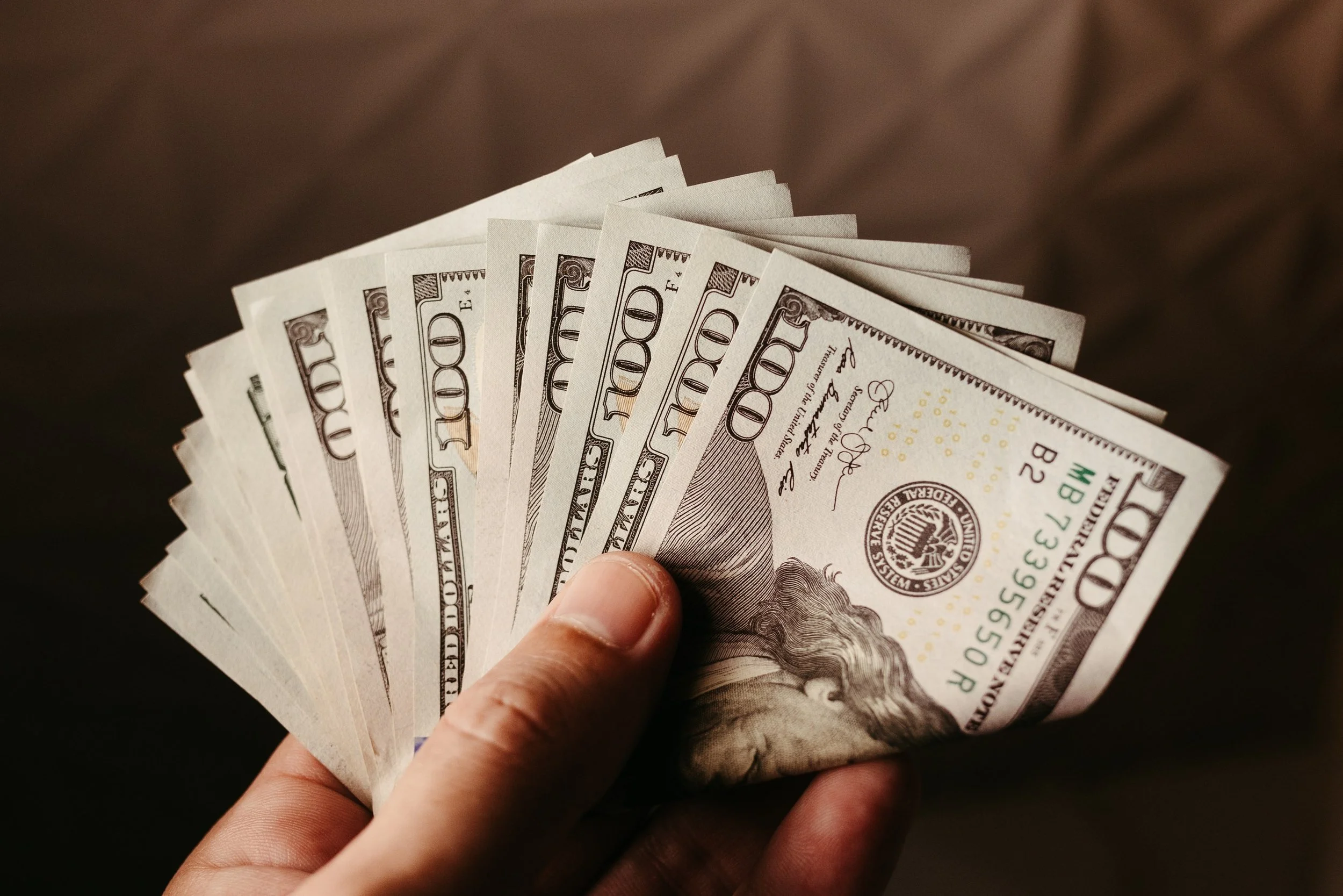 Cash's Value in a Crisis: Consumers' Control