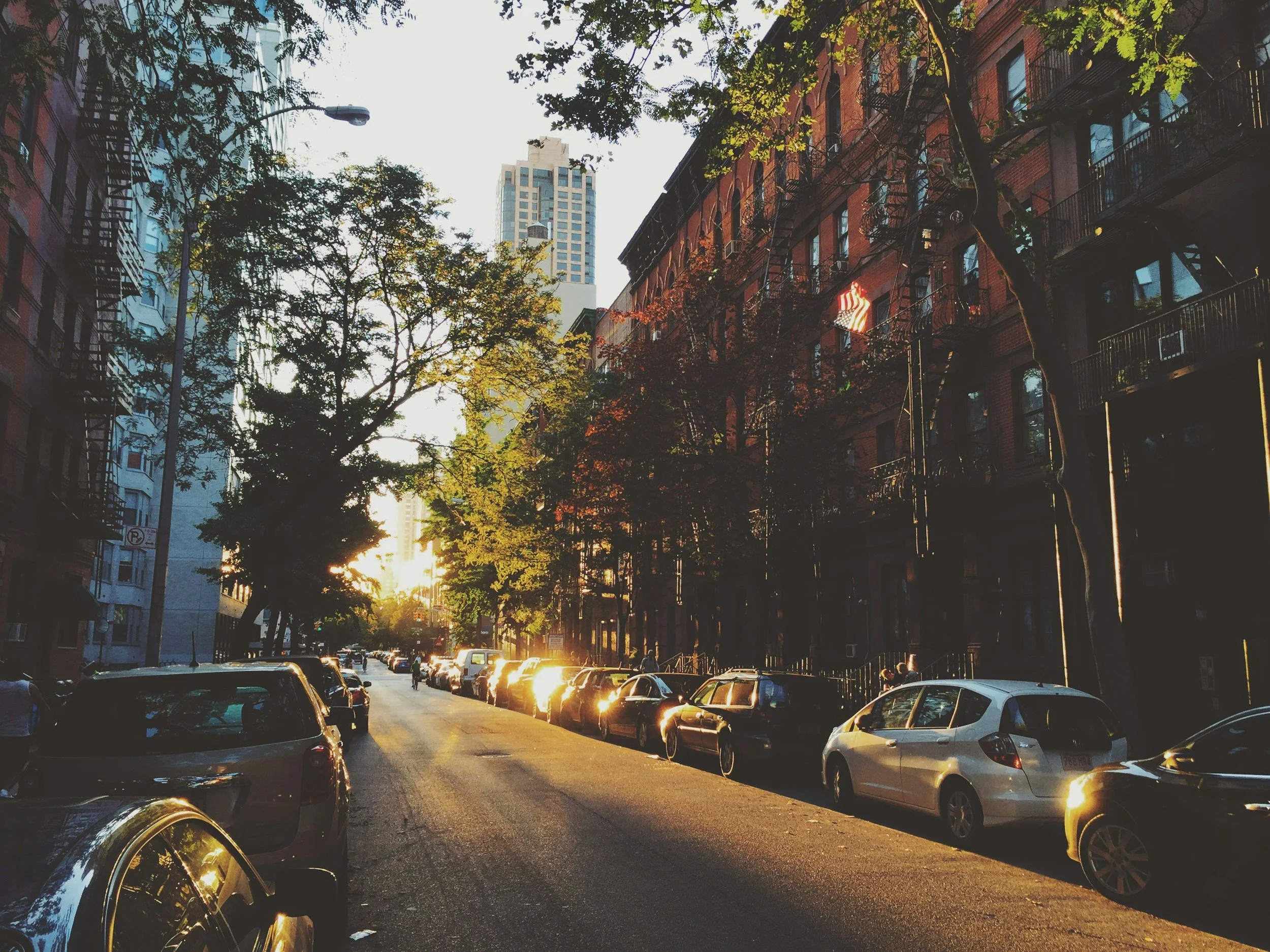 Investing in Real Estate Without the Hassle: A Guide to REITs