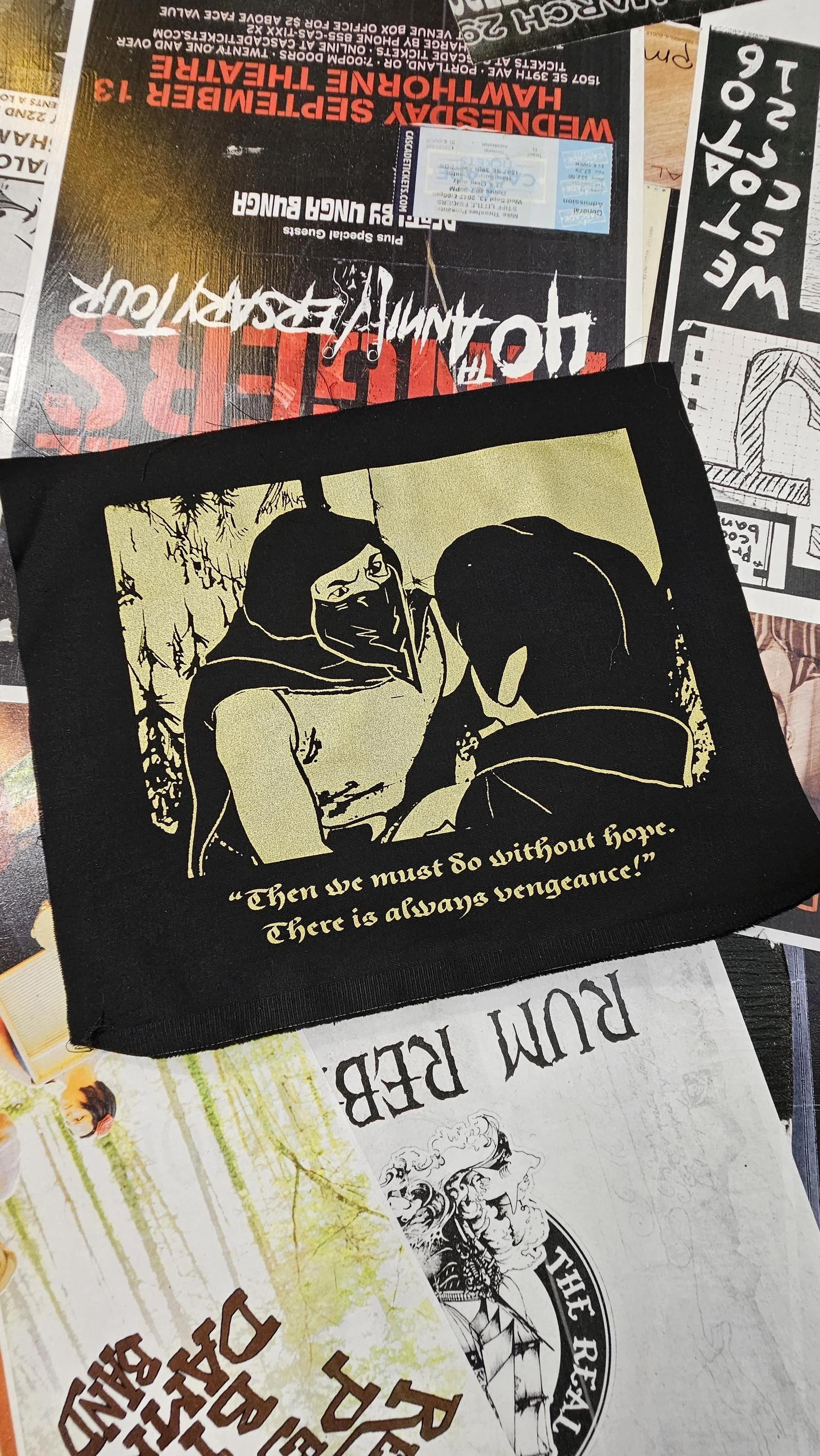 https://i.etsystatic.com/9828799/r/il/255102/7204861044/il_fullxfull.7204861044_fgu5.jpg