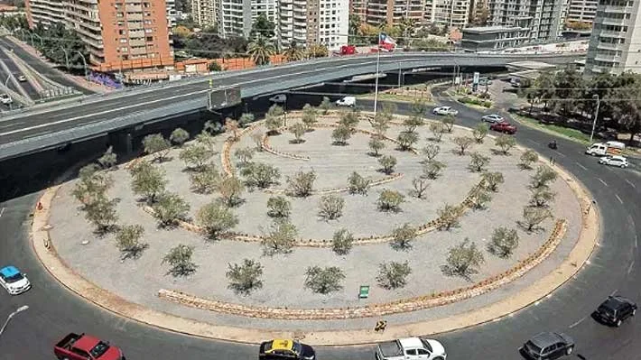 Cambio de distintas áreas verdes para enfrentar la crisis hídrica.