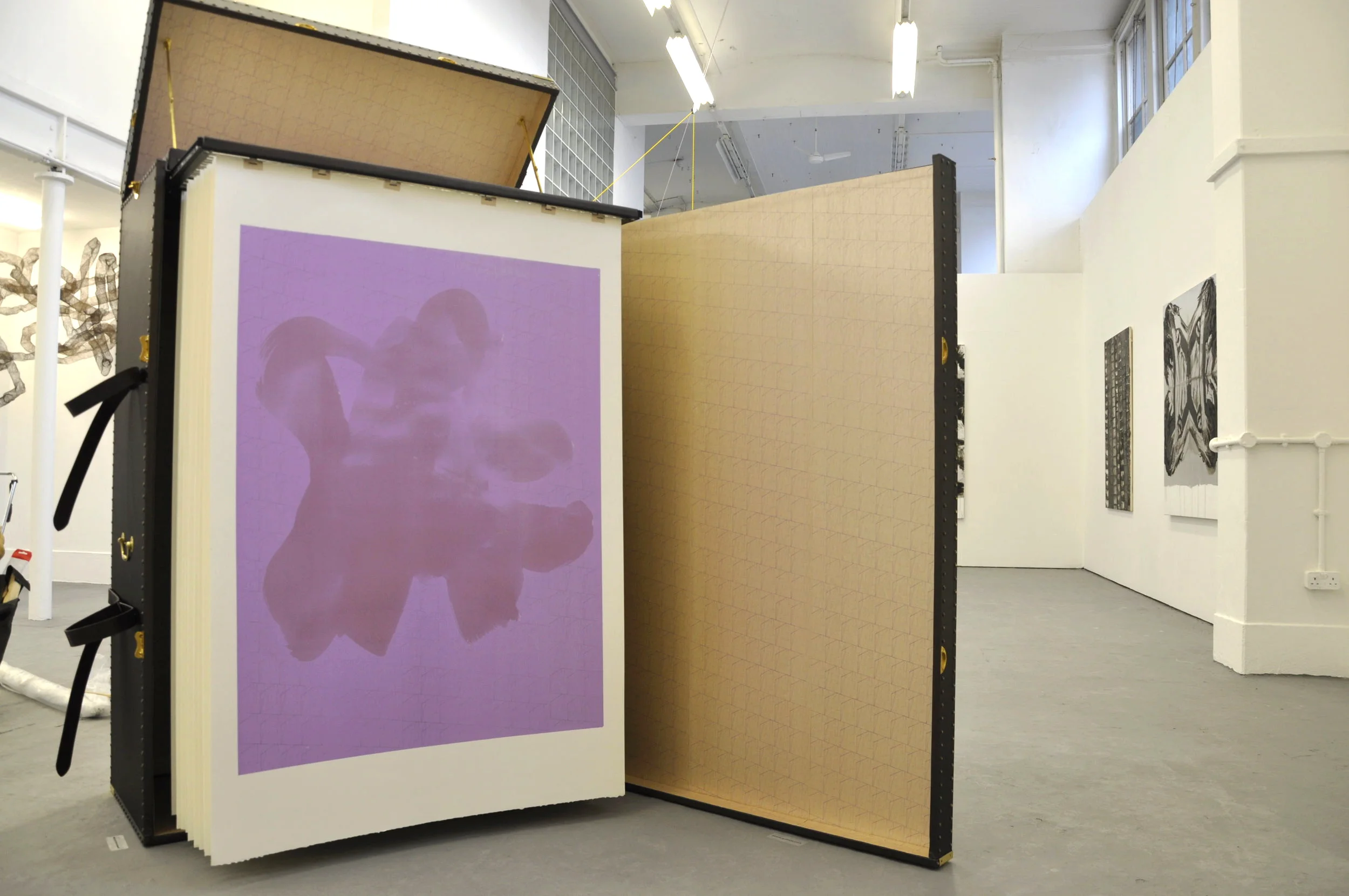 Engineering ≥ Evolving: Romanticism of a Nomadic Space N°03032011, Installation: Various materials, 150x160x60cm, 2011.