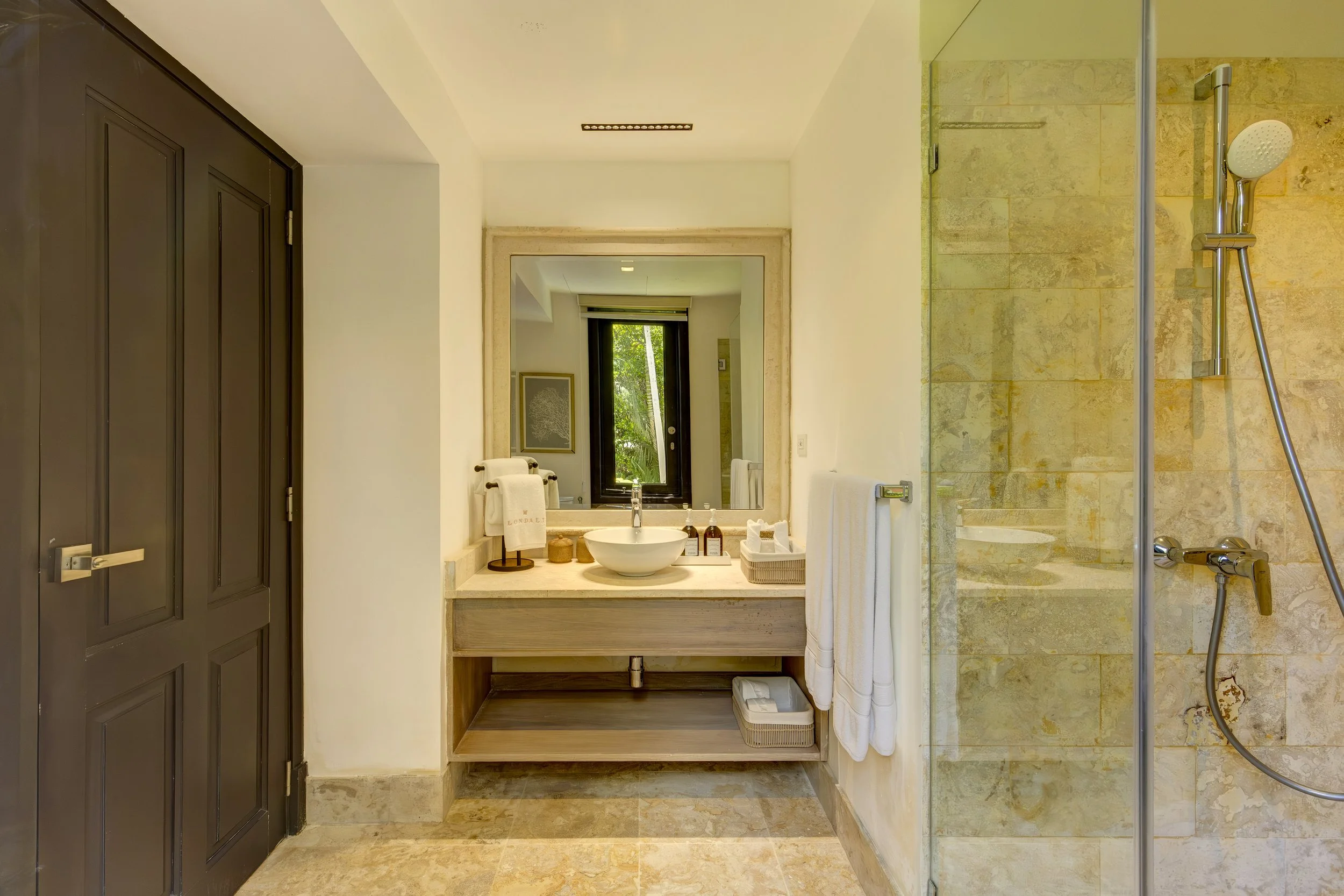058-tenth bathroom.jpg
