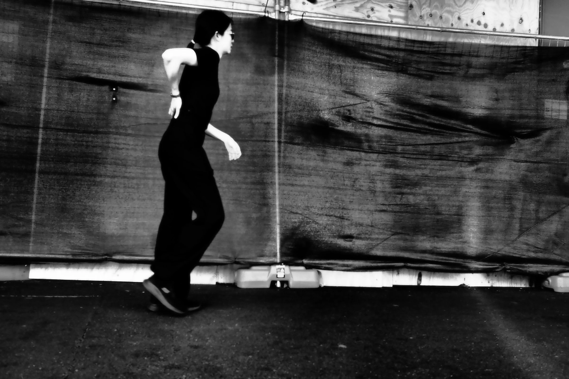 P2140291 cool shot lady walking against all .jpg