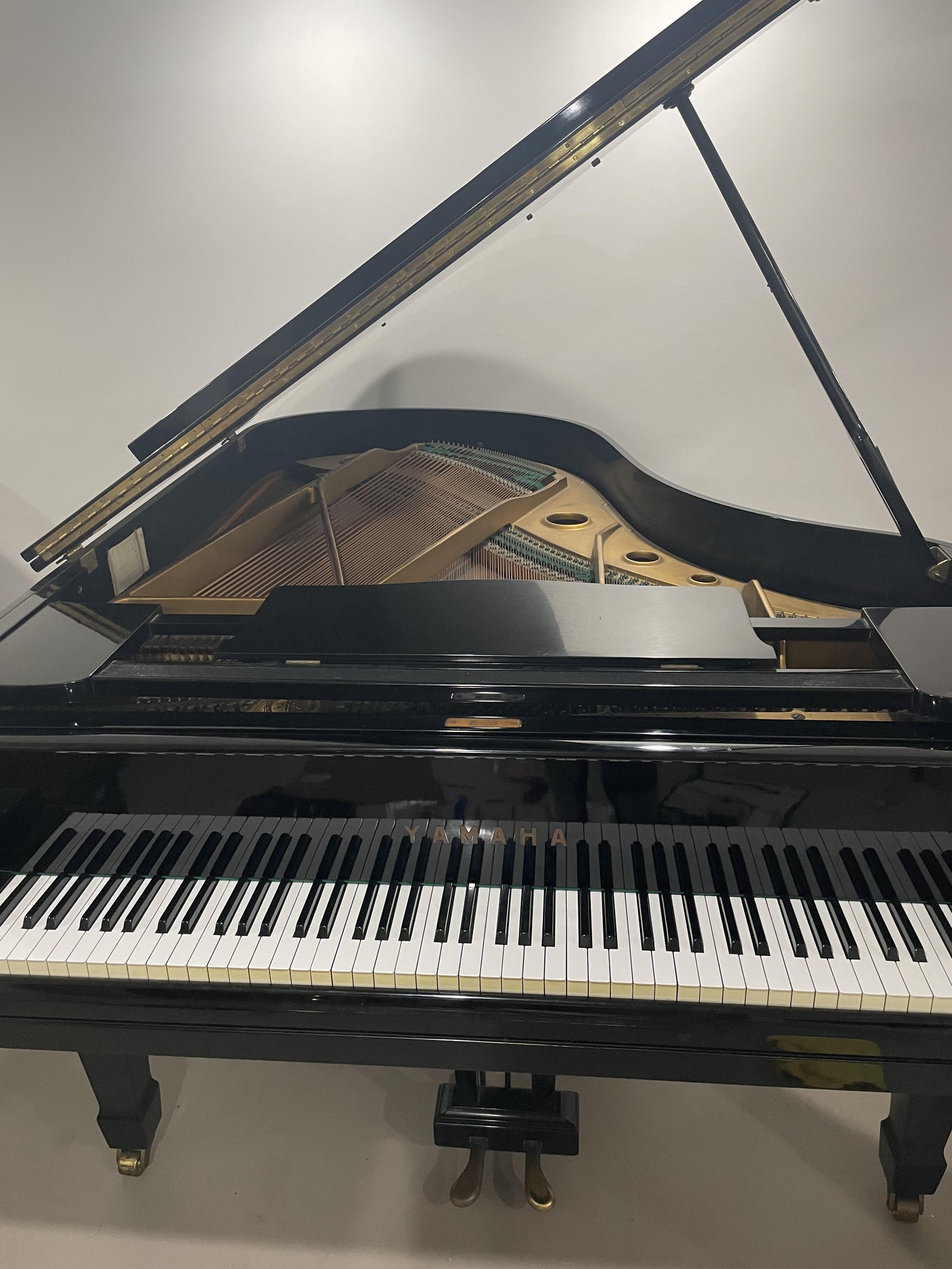Yamaha Piano For Sale Model G2