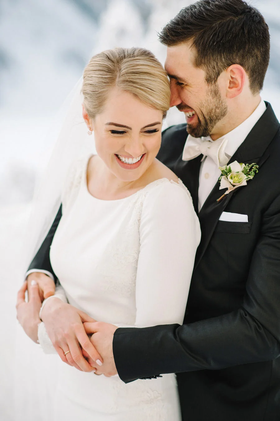 Beautiful Winter Wedding at Fairmont Chateau Lake Louse