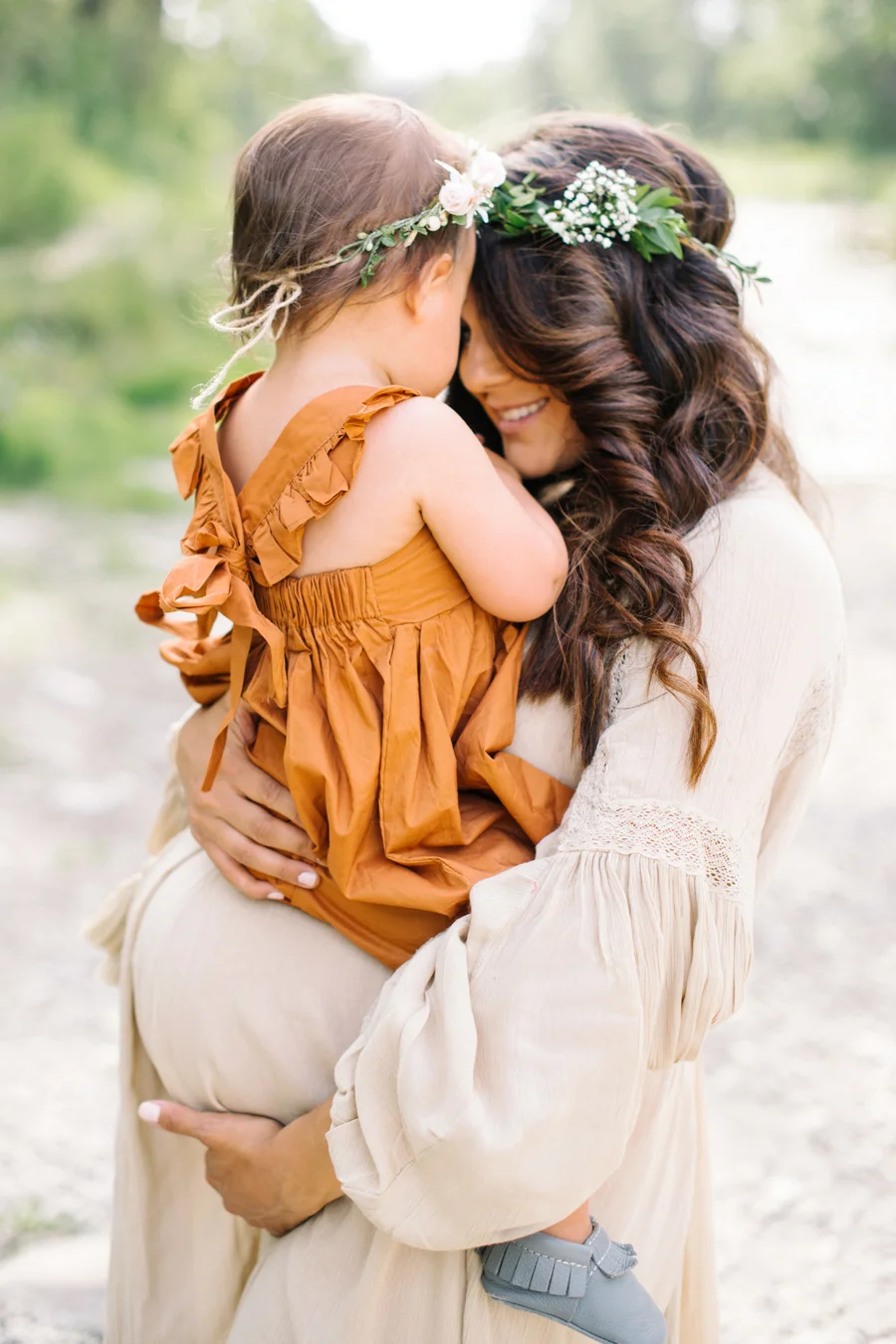Summer maternity session in Calgary