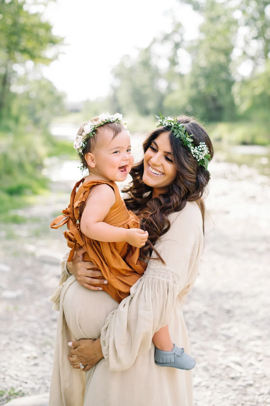 Summer maternity session in Calgary