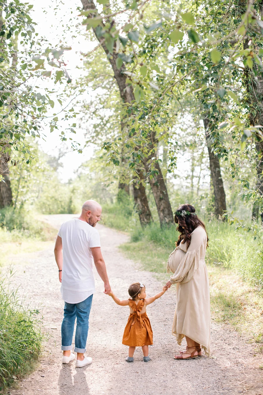Summer maternity session in Calgary