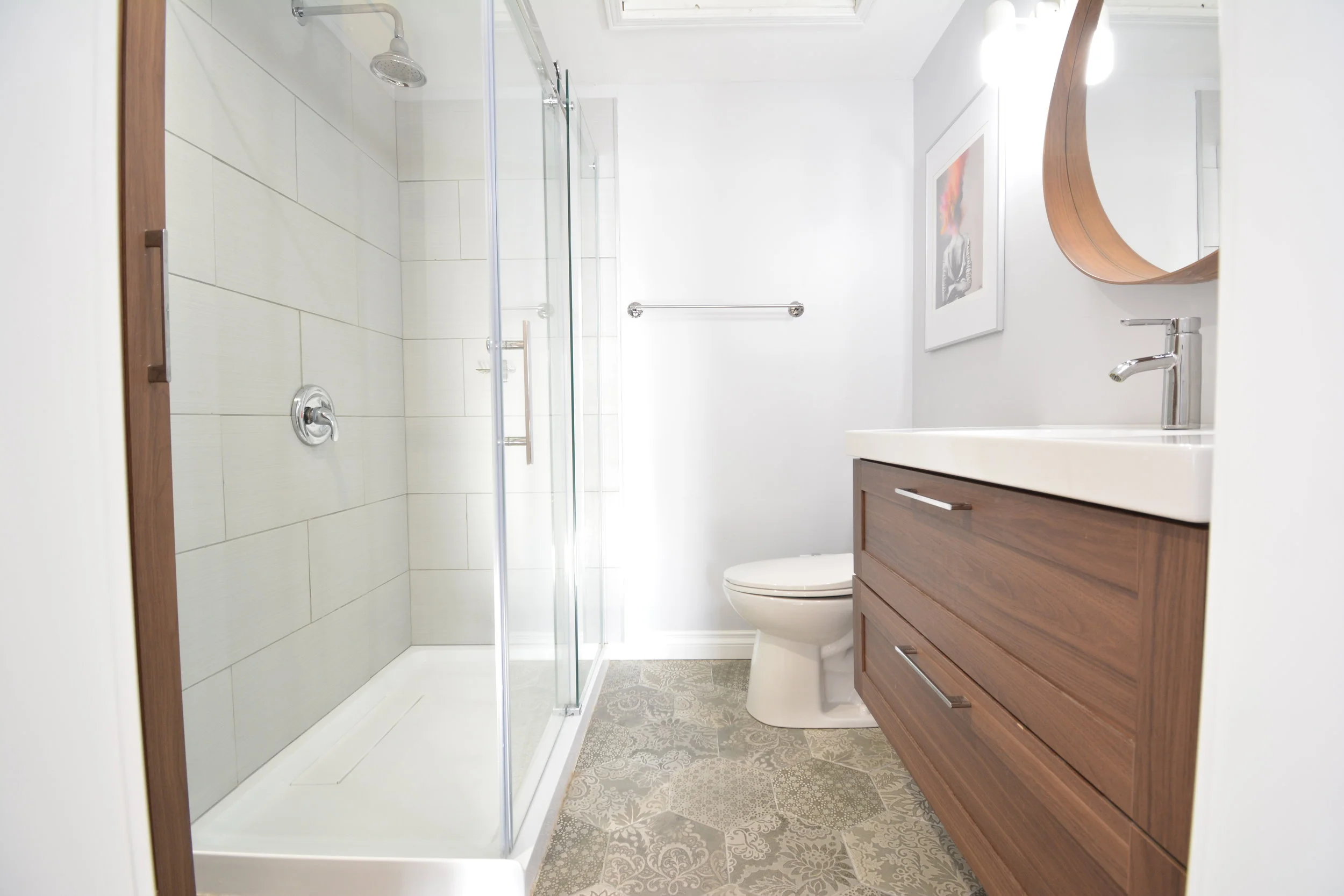 Back - Bathroom.JPG