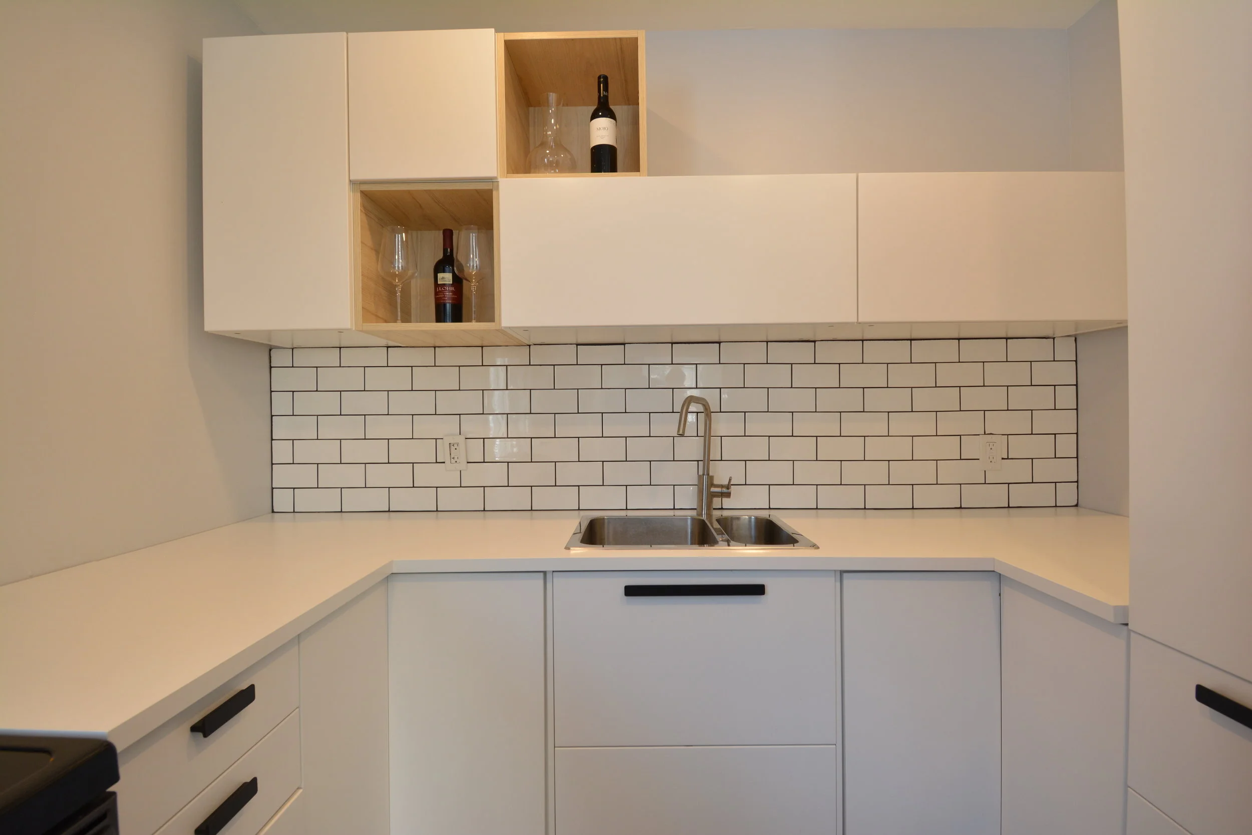 Back - Kitchen 3.JPG