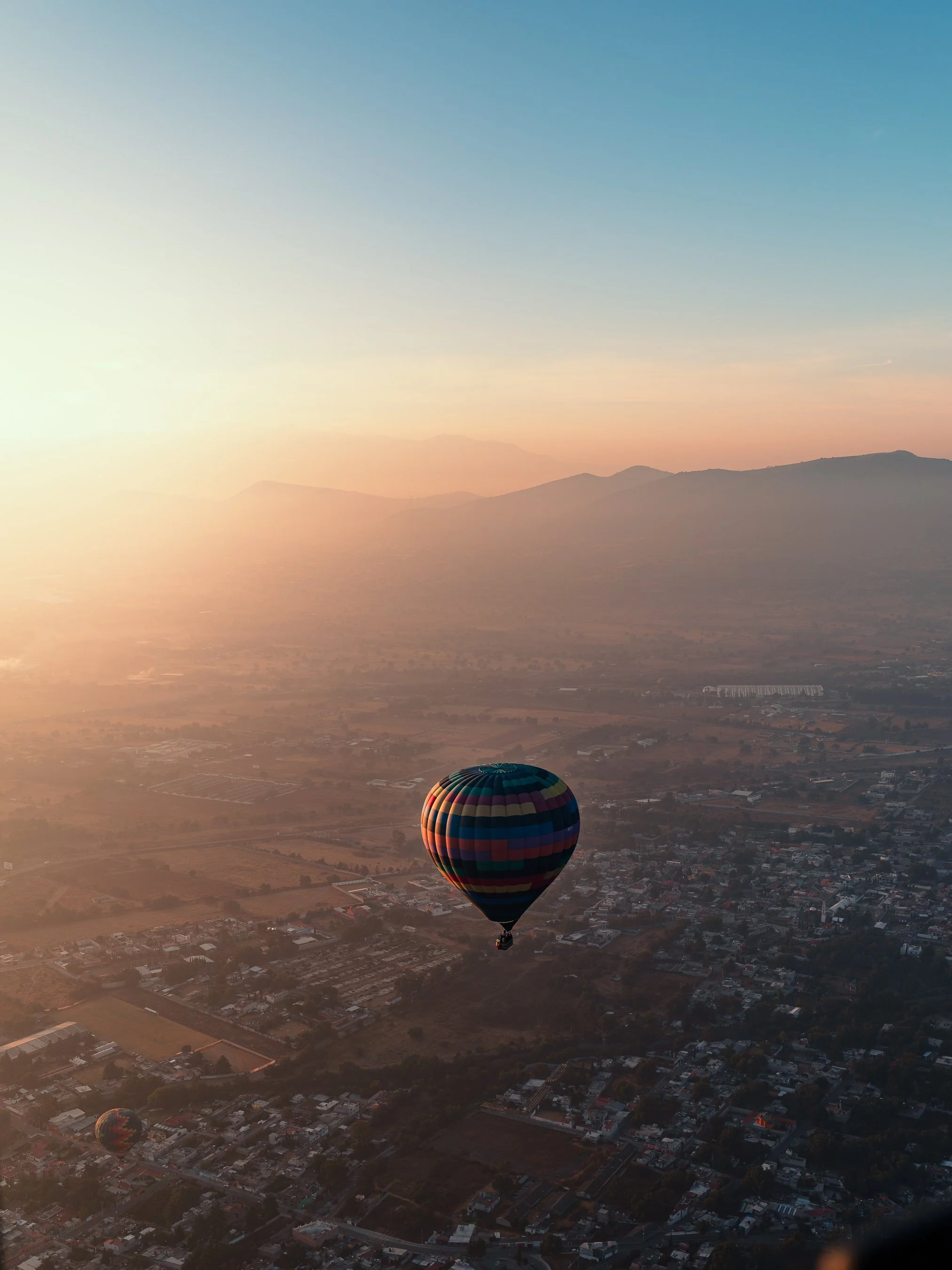 251211_CDMX Friday - Edited for Screens-40.jpg