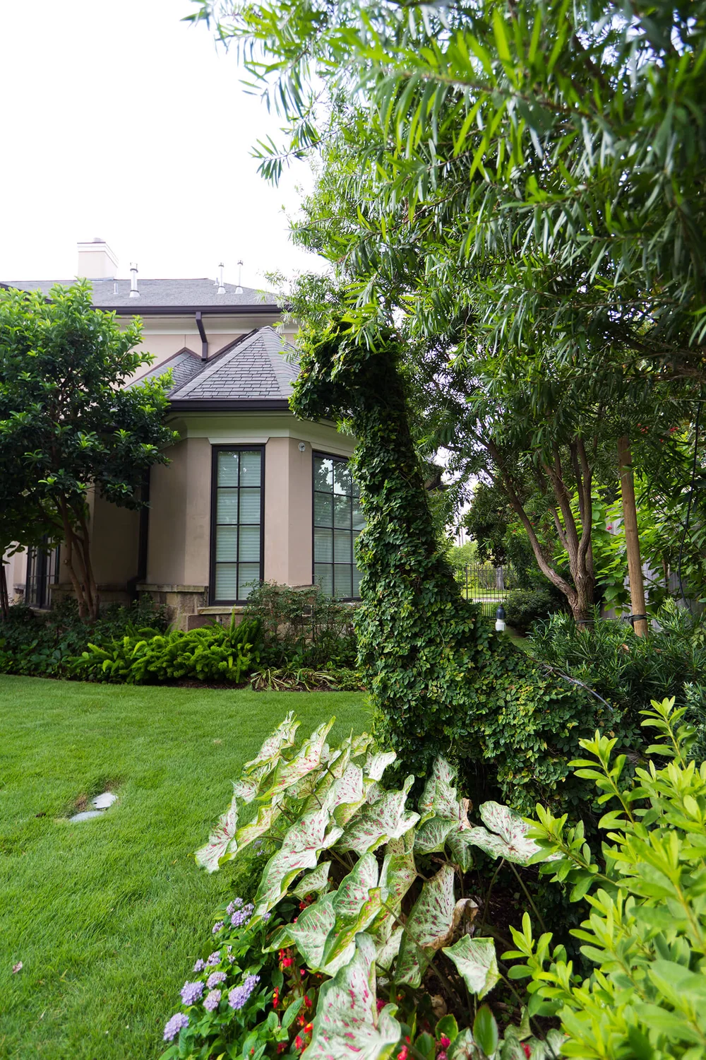 gm outdoor living landscape on Our Work Seavers Landscape