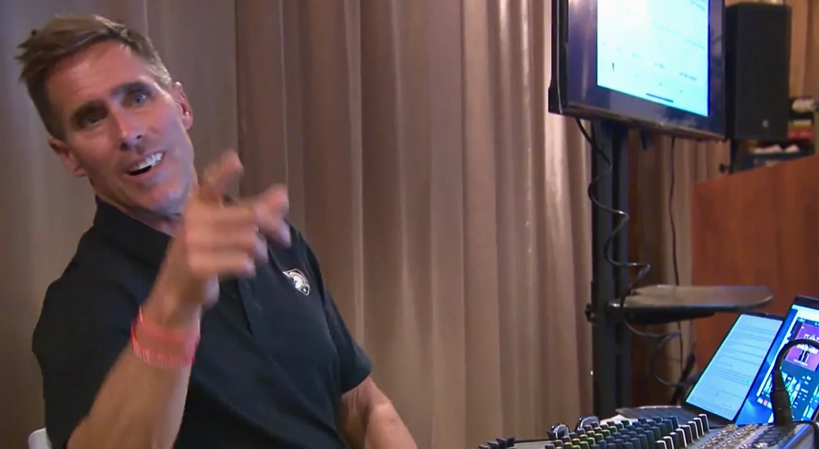  Watch John Frates, Jeremy Affeldt, and Kevin Heller speak at the 2020 post-golf banquet.  