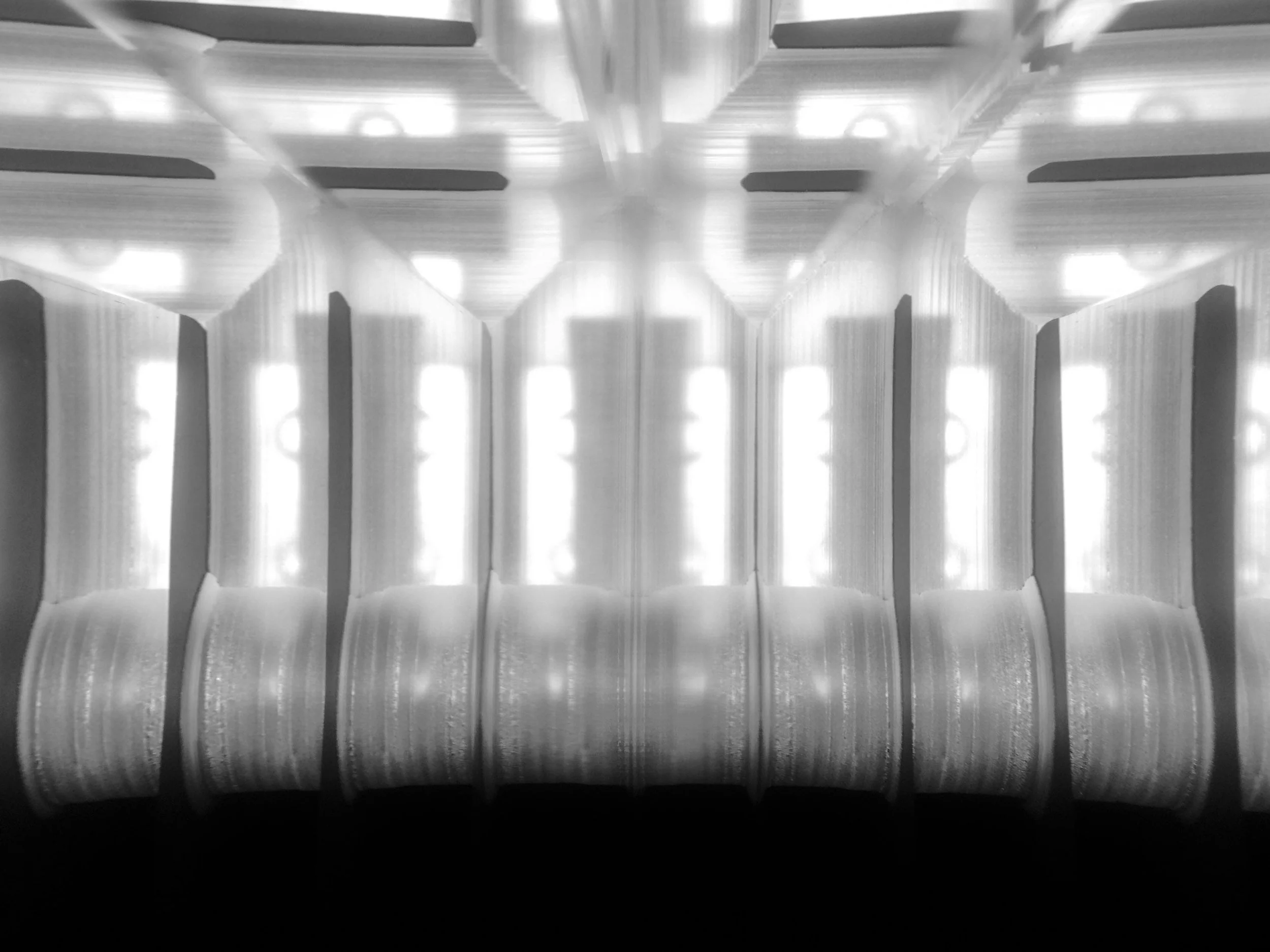 Glass (Embedded Hinge)-min.JPG