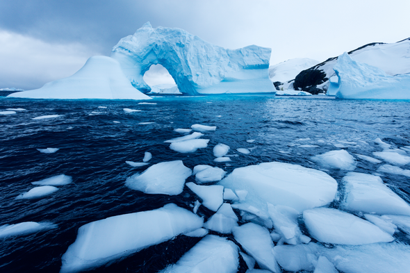 3.5 °C in 2100?