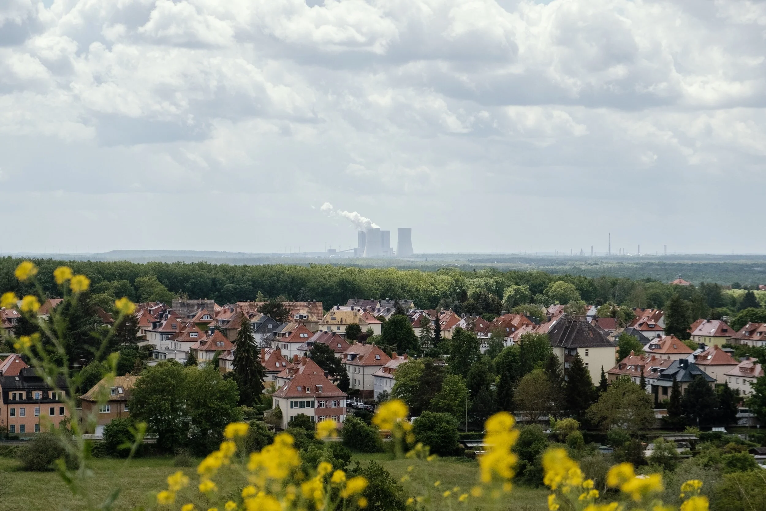 Is Environmental Justice Good for White Folks? Industrial Air Toxics Exposure in Urban America