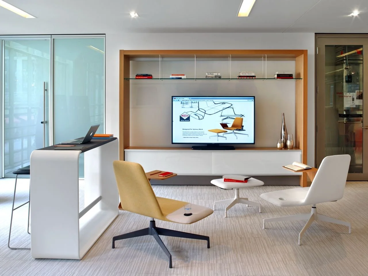 Haworth Showroom NYC April 2014 99.jpg
