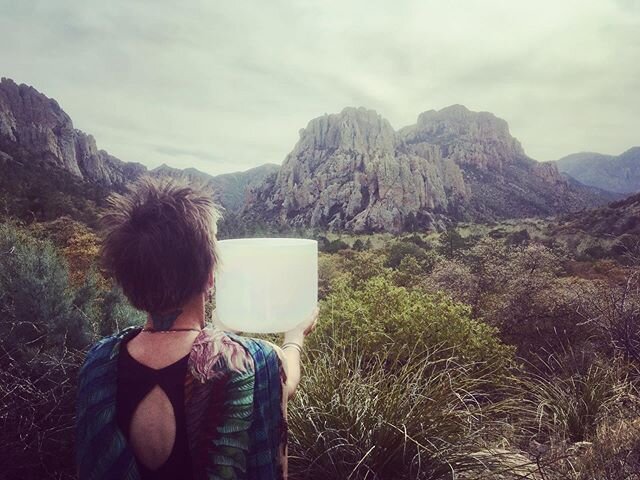 Happy Earth Day from Earth Sounds Healing Project at  Chiricahua National Monument. I love you Mother Earth. Thank you for taking such good care of us 🙏💗🌎 #earthday2020 #crystalbowls #crystalbowl #crystalsingingbowls #crystalsingingbowl #alchemysi