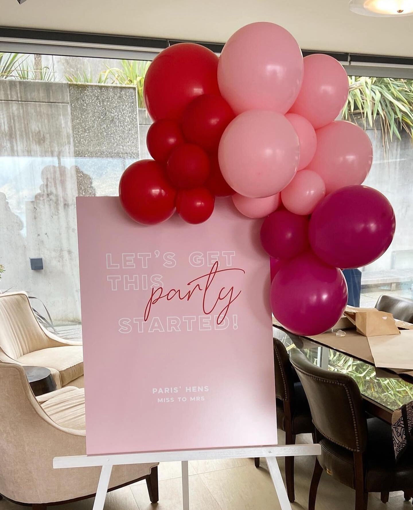 &mdash;&mdash; yes, queenstown 💘 

The girls know how to throw a party! &amp; Balloons always elevate everything x