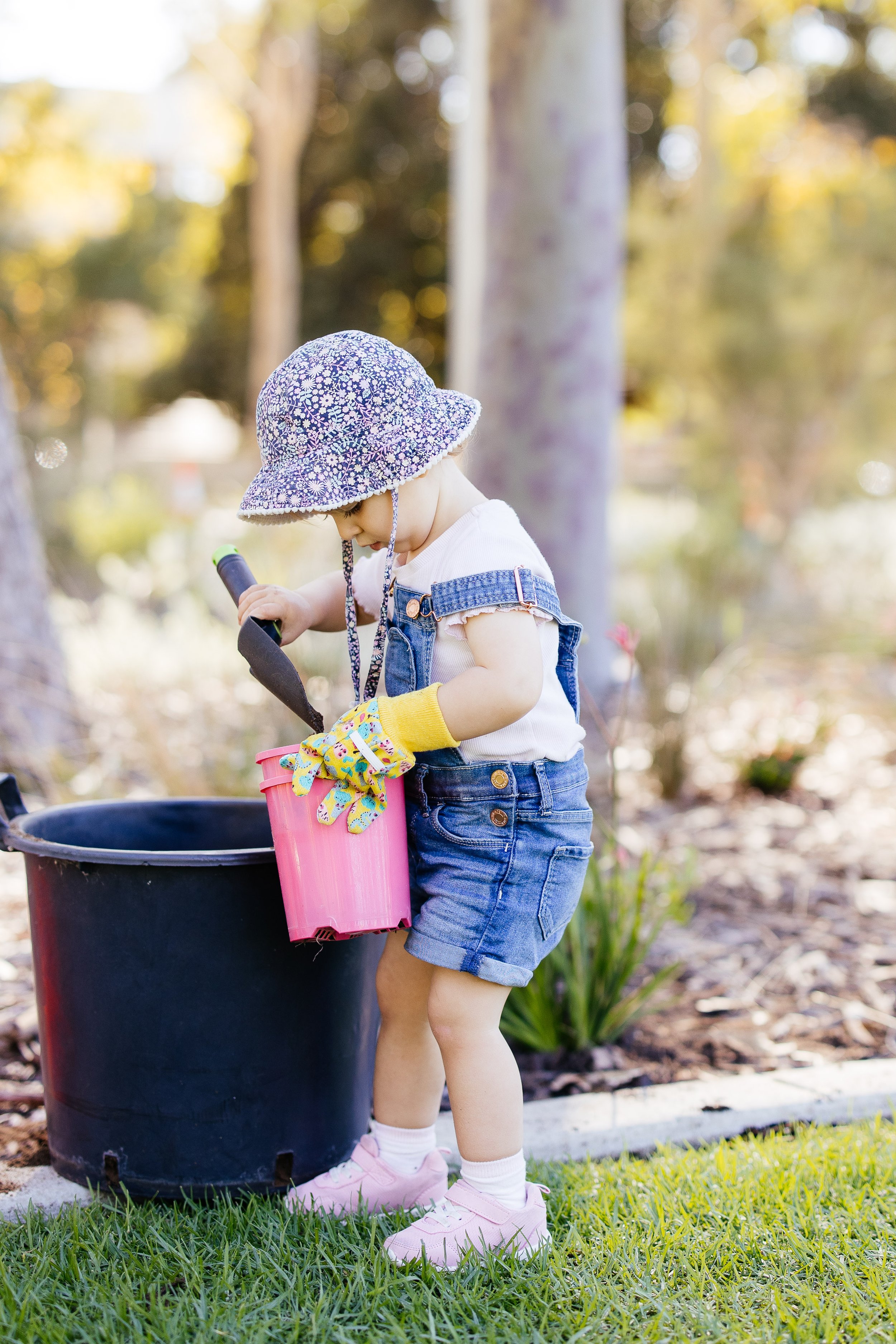TreePlanting-WellingtonSq-May24--46.jpg