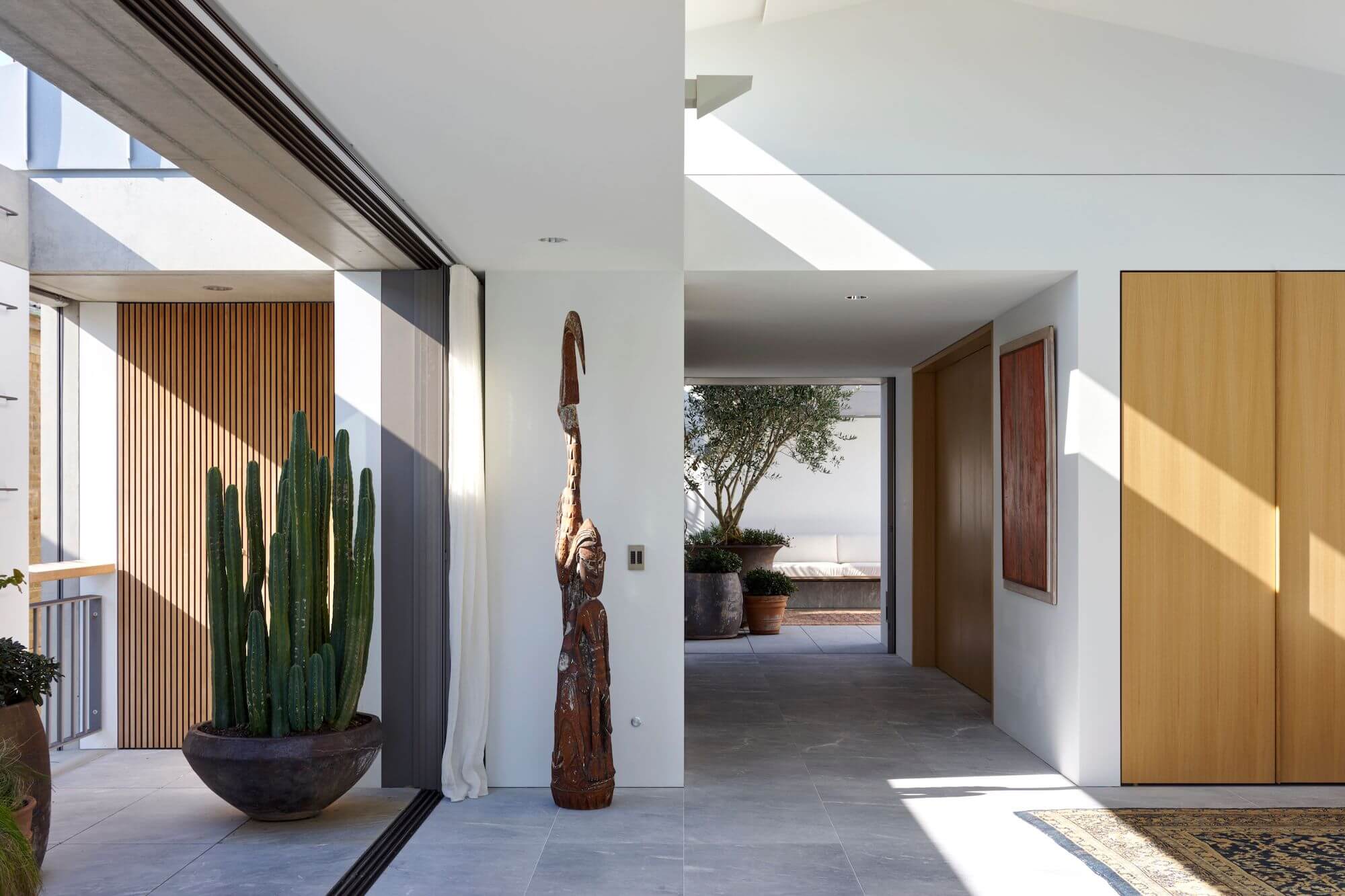 Deepwater – award winning Tobias Partners project for Bellevarde Constructions featuring Dynalite Home Automation.