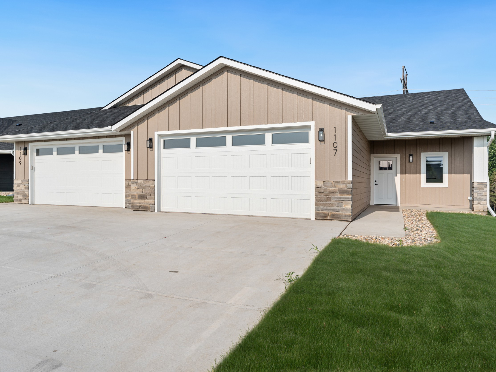 1107 S Foss Ave, Sioux Falls