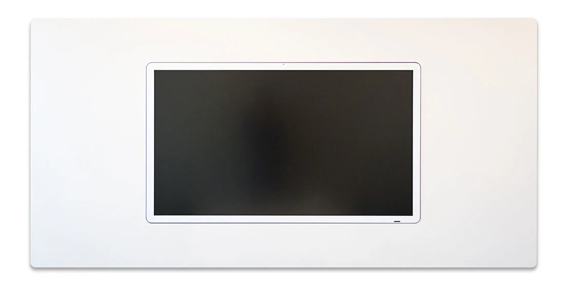 chameleon_surround_front_web.jpg