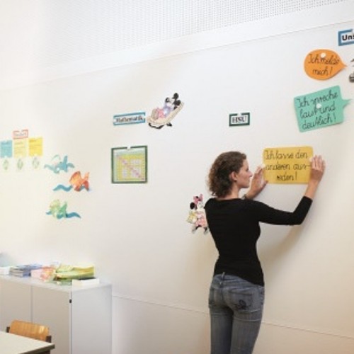 magnetic-wallpaper-school-wall-for-teaching.jpg