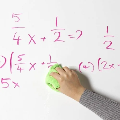 smart-magnetic-whiteboard-wallpaper-low-sheen-used-in-classroom.jpg
