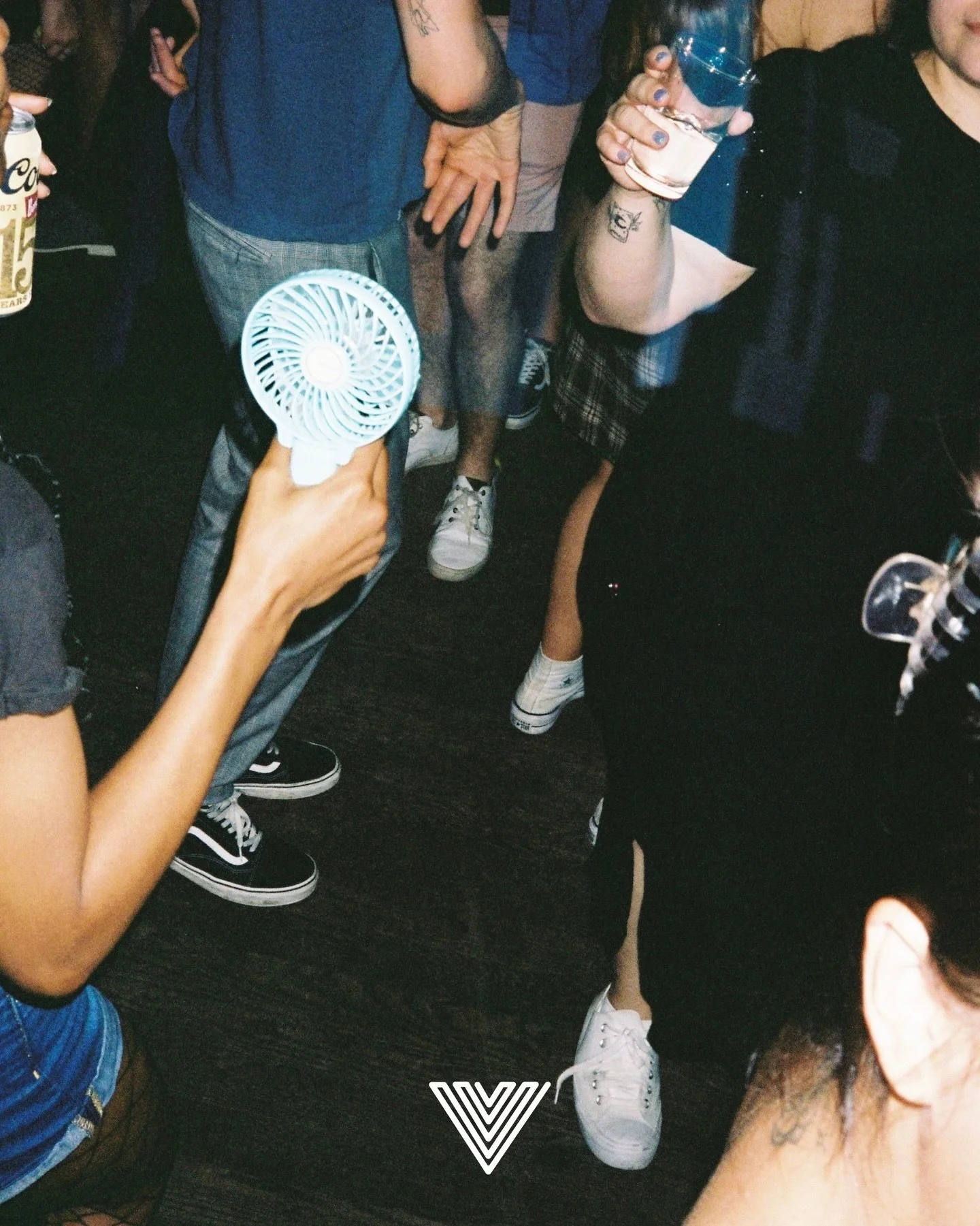 Flash in the club? 🙂&zwj;&harr;️
Fan in The club? 🤷&zwj;♂️