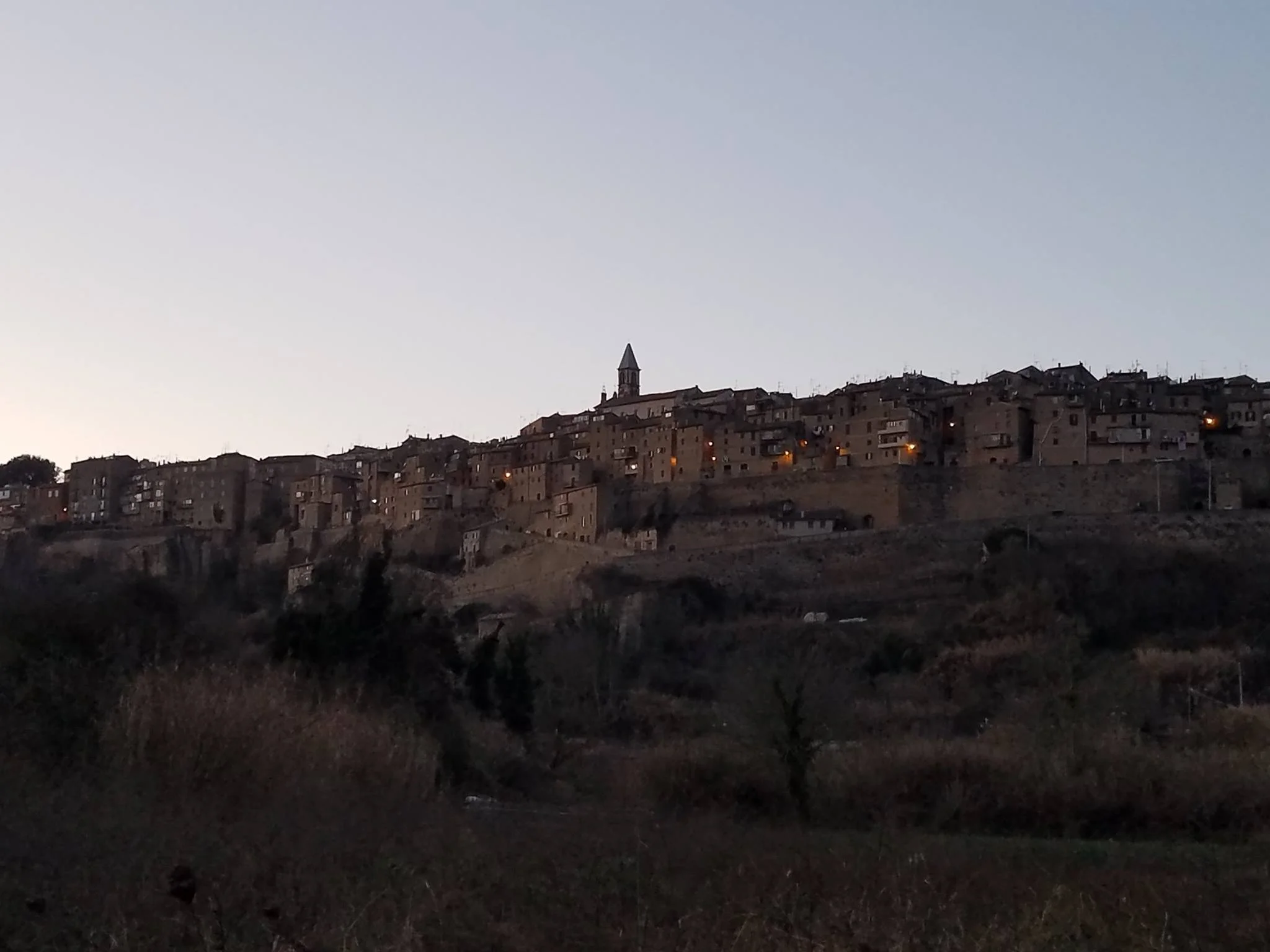 Grotte Di Castro 2.jpg