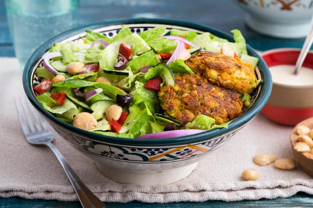WORST Sun Basket Option: Greek Salad with Falafel and Marcona Almonds (640 Calories) WW: 17