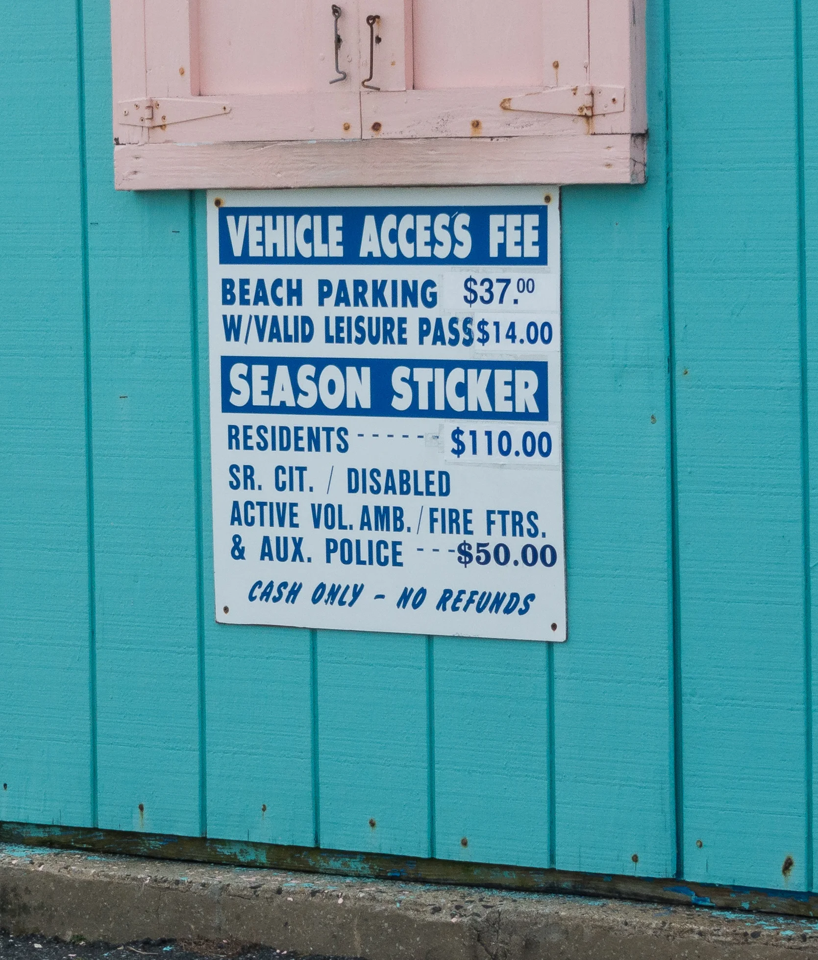 Entrance fees as of Summer 2019 - Nickerson Beach, Long Island, New York, USA