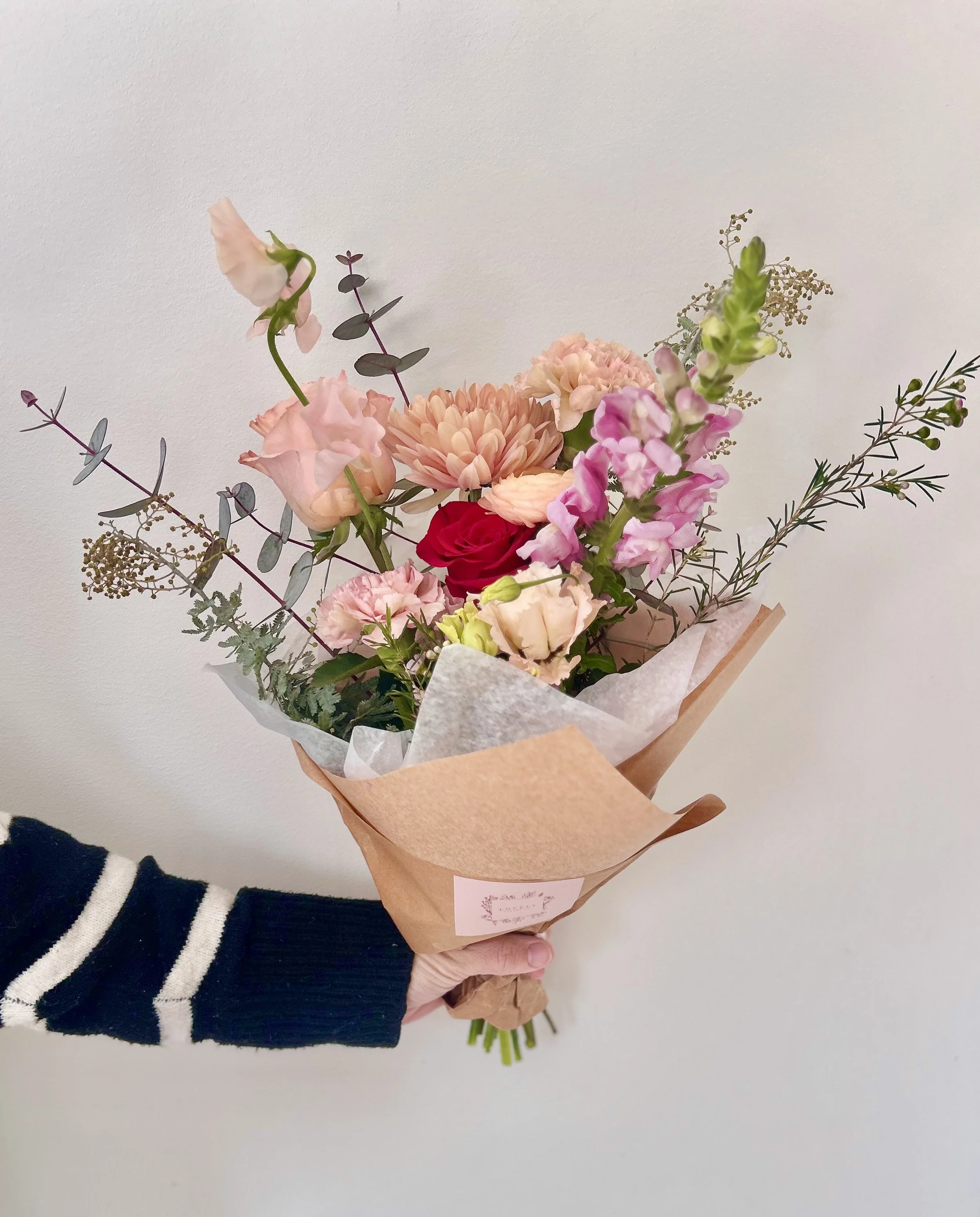 valentines day flower bouquet delivery