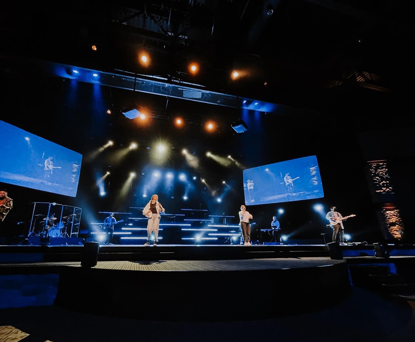 Our team is so thankful for Eastridge Church! We were honored to see a glimpse of what God is doing in and through this church this weekend. We love you, @eastridgechurch !