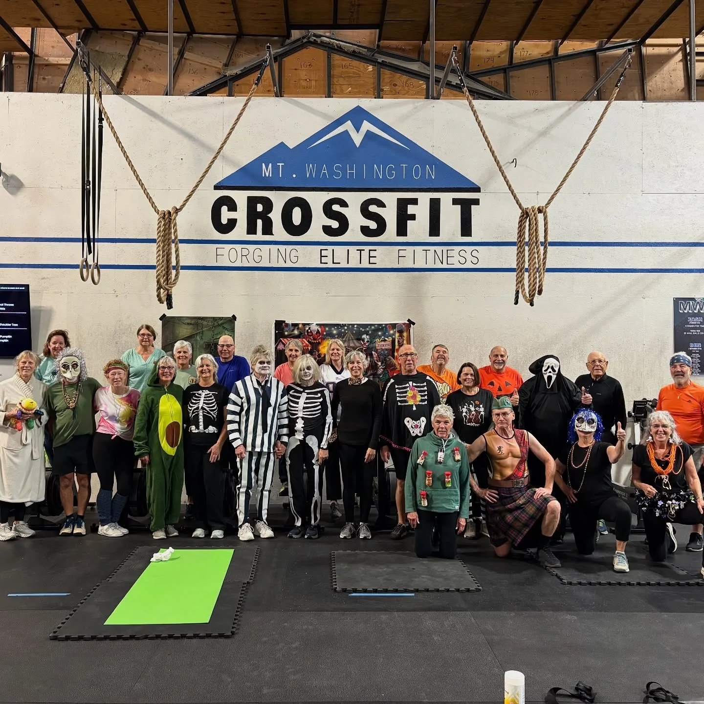 The CBS crew showed up strong this year. Maybe it was the threat of 100 burpees for anyone who skipped the costume. 😅🎃