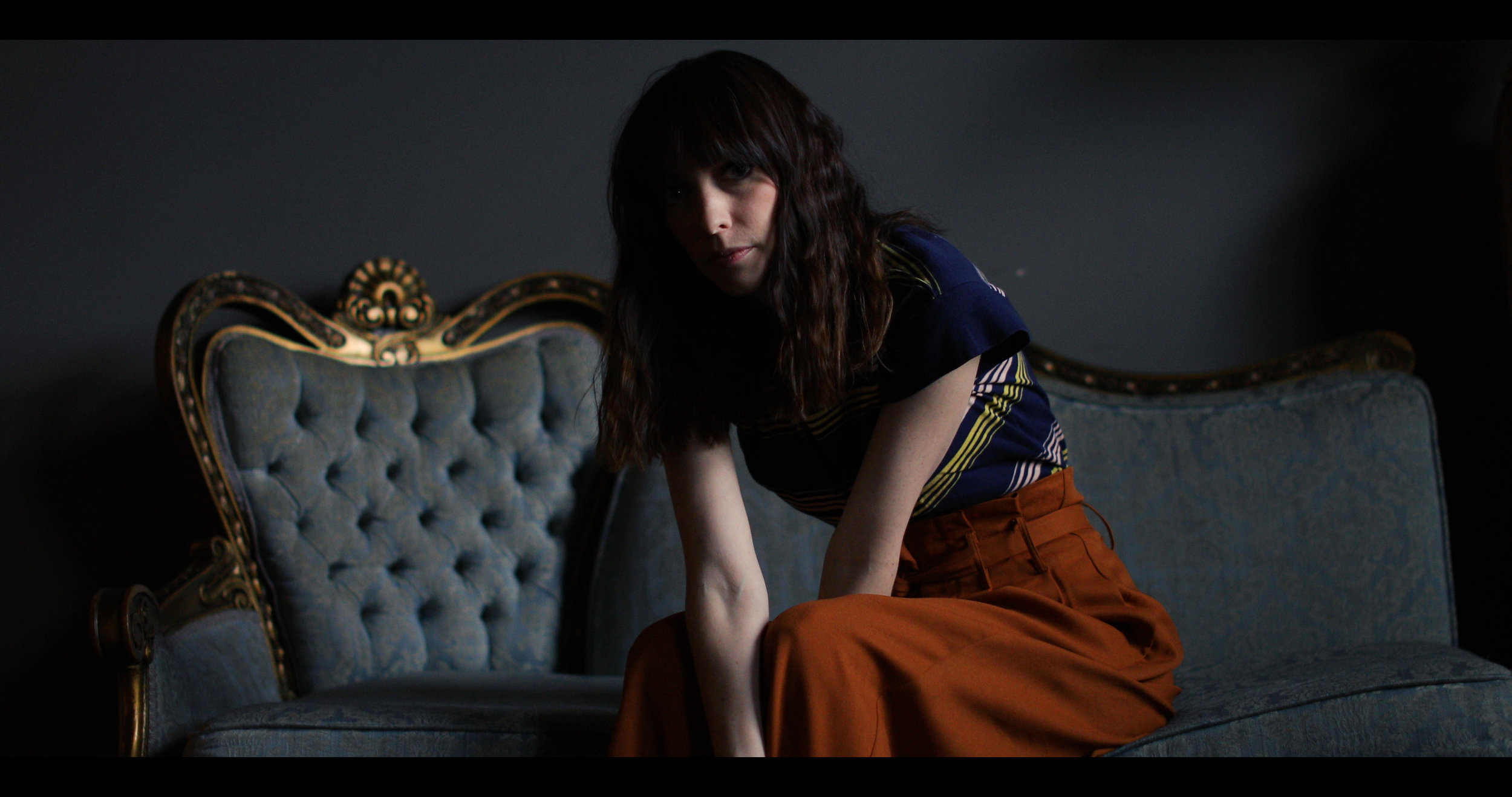 SPARROW_GOLD_STILL_5.jpg
