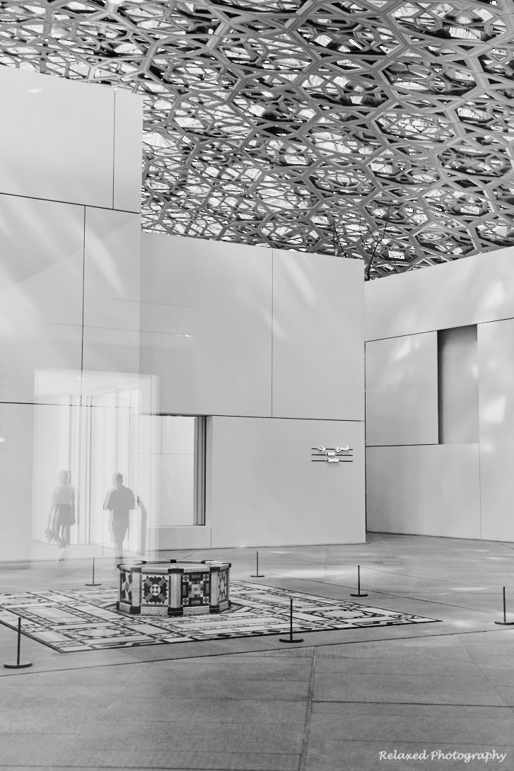 I was in Abu Dhabi earlier this year and had the absolute pleasure of visiting the Louvre. The execution of the design of this building is breathtaking and because it is situated right by the Arabian sea, water is an integral part of the experience