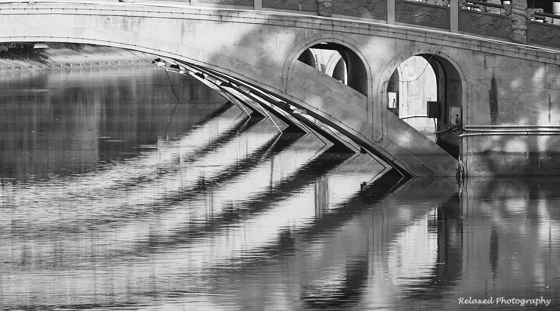 I’ve always been interested in buildings and architecture in general and I’m starting this project with some in black and white. I feel that using ‘Structure’ as a heading allows for a broader spectrum of content.